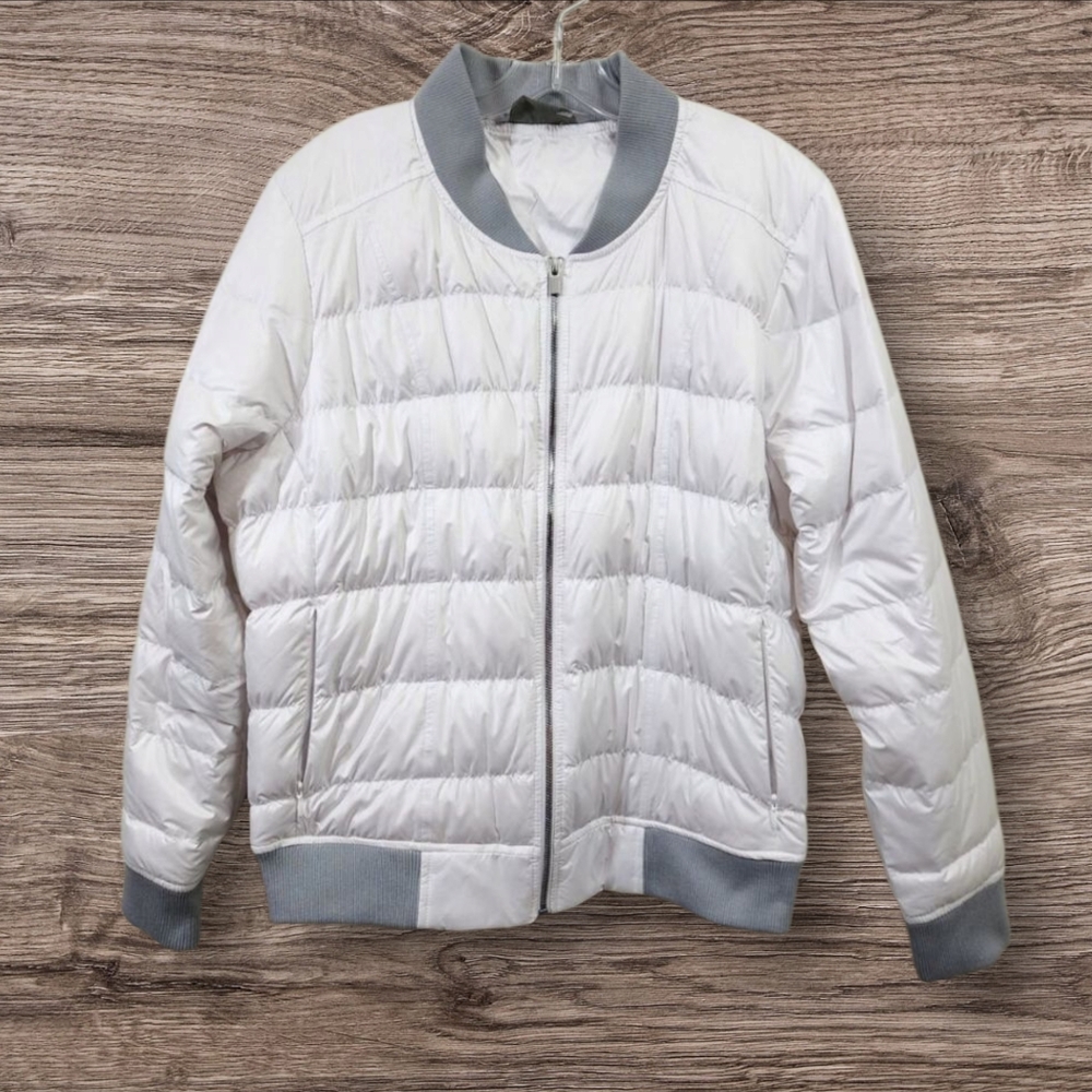 Athleta white with gray trim goose down lightweight puffer jacket womans size XL